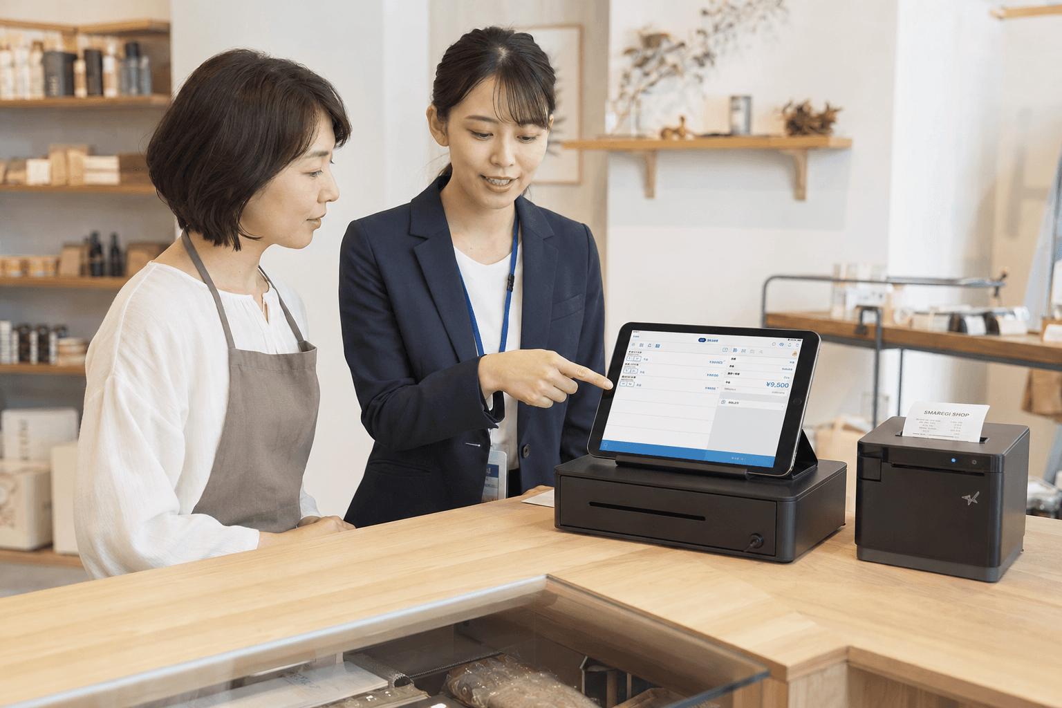 スマレジの機器設置とスタッフ研修のイメージ